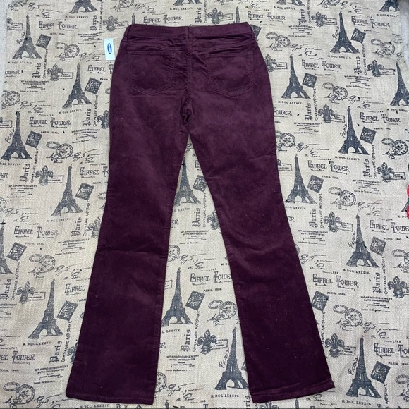 Old Navy Sweetheart NWT! Pop-Color Corduroy Flare Pant Size 4 - Picture 10 of 13